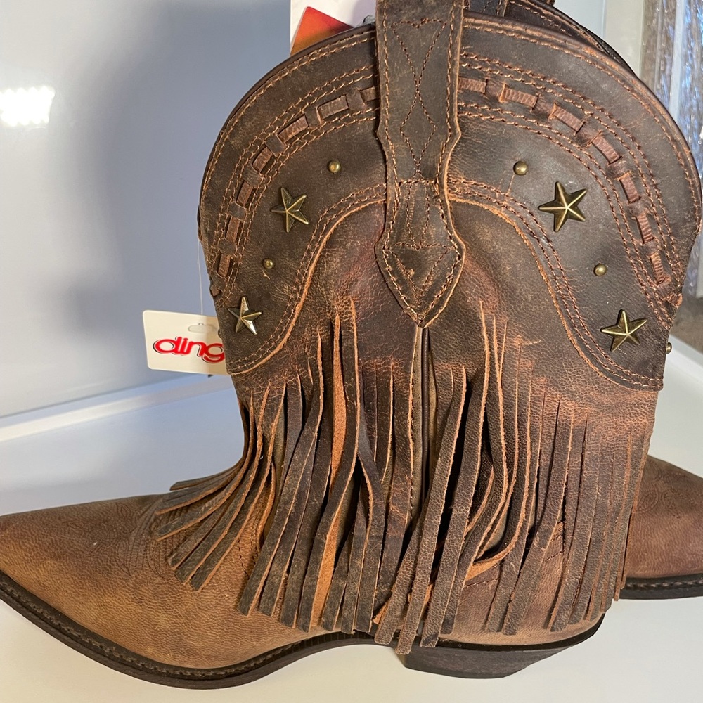 Authentic DINGO western boots! Never Worn